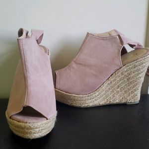 NWOT wedge heels